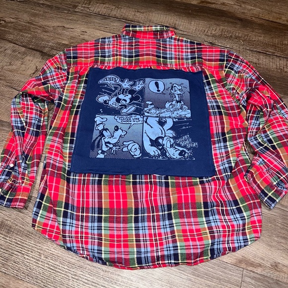 Disney Tops - Disney flannel
